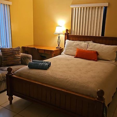 Royal Poinciana Stay Miami Springs Exteriör bild