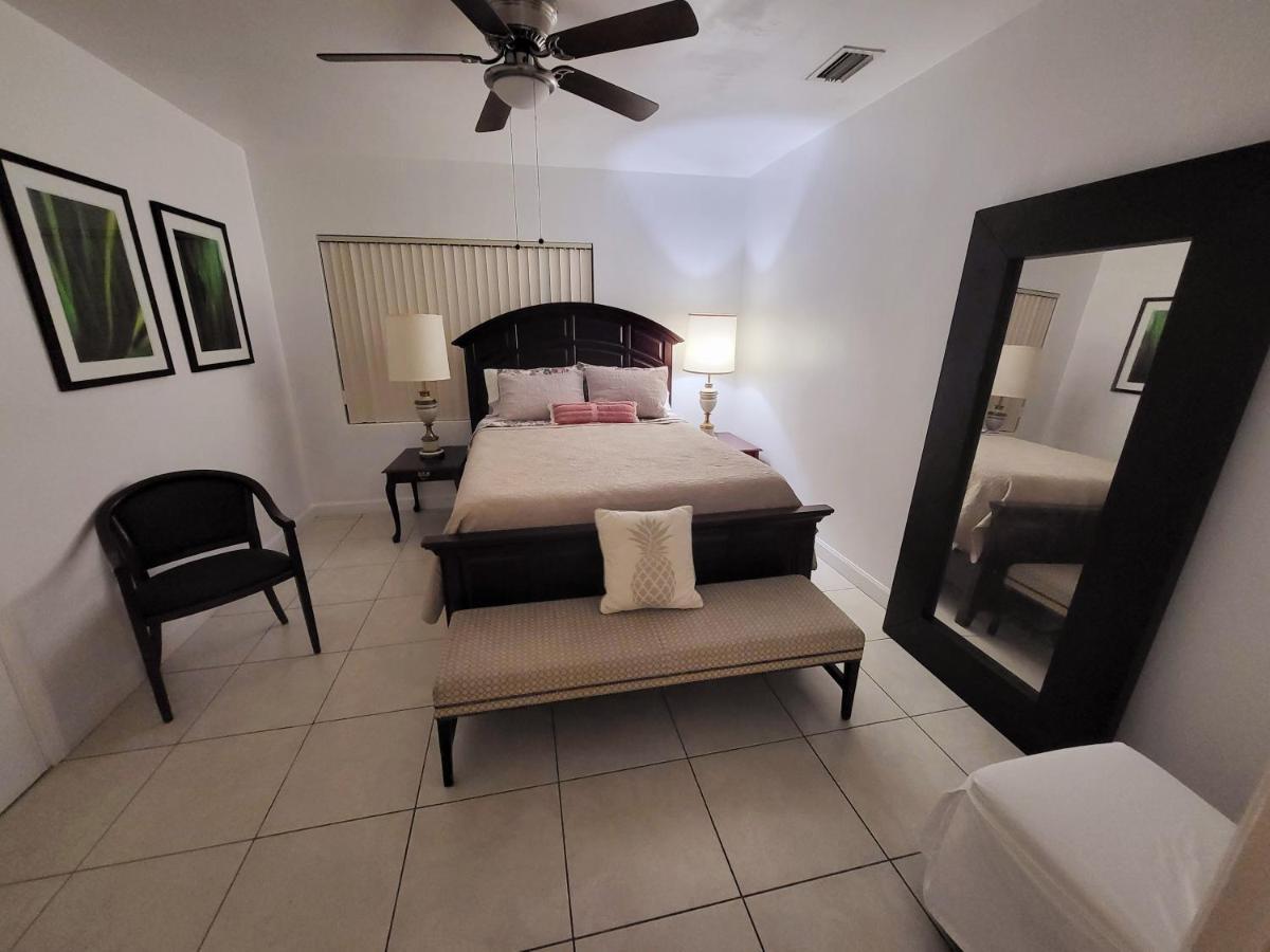 Royal Poinciana Stay Miami Springs Exteriör bild