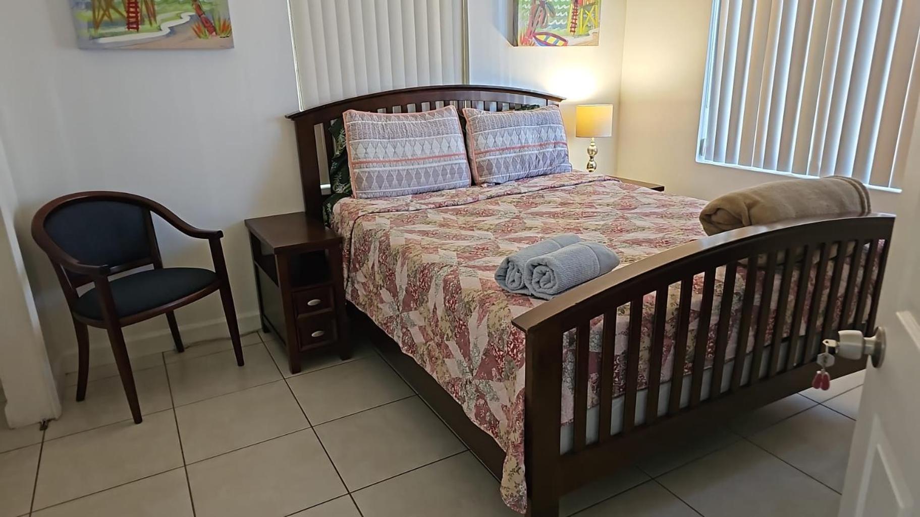 Royal Poinciana Stay Miami Springs Exteriör bild